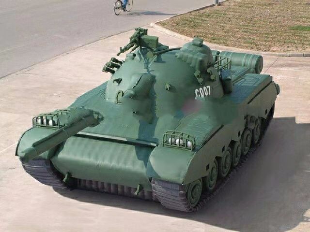 柳北军用充气坦克车